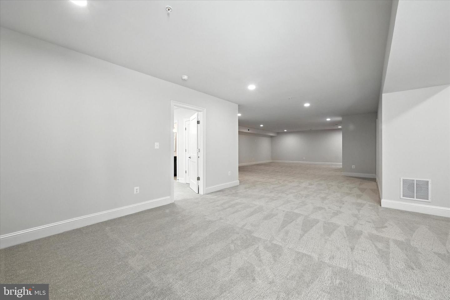 114 Villabrook Way Property Photo 44