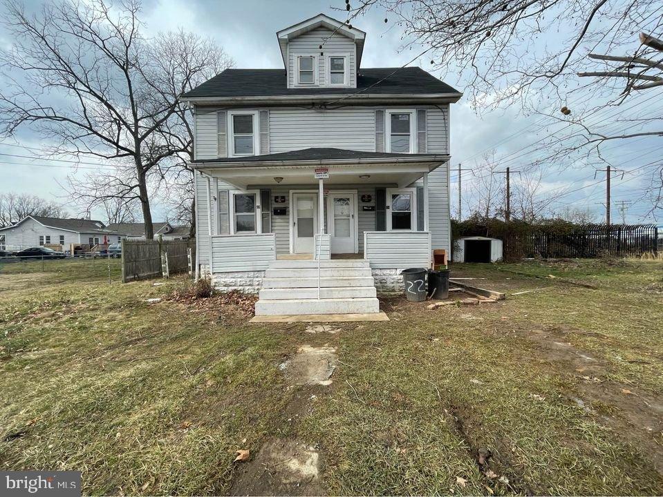 24 HARRISON AVE N Property Photo 1