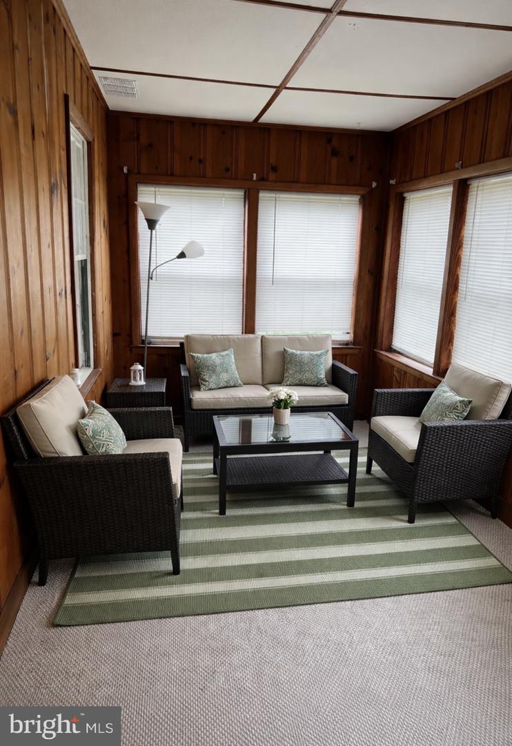 35 Elizabeth Avenue Property Photo 1