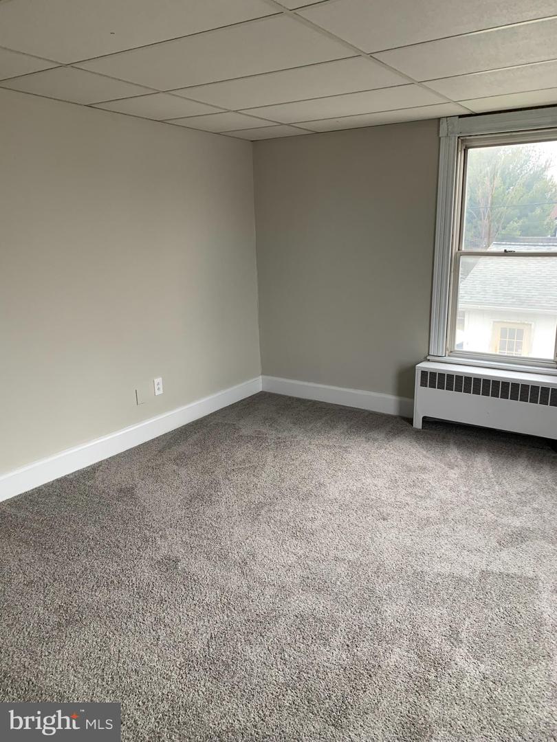 35 Elizabeth Avenue Property Photo 14