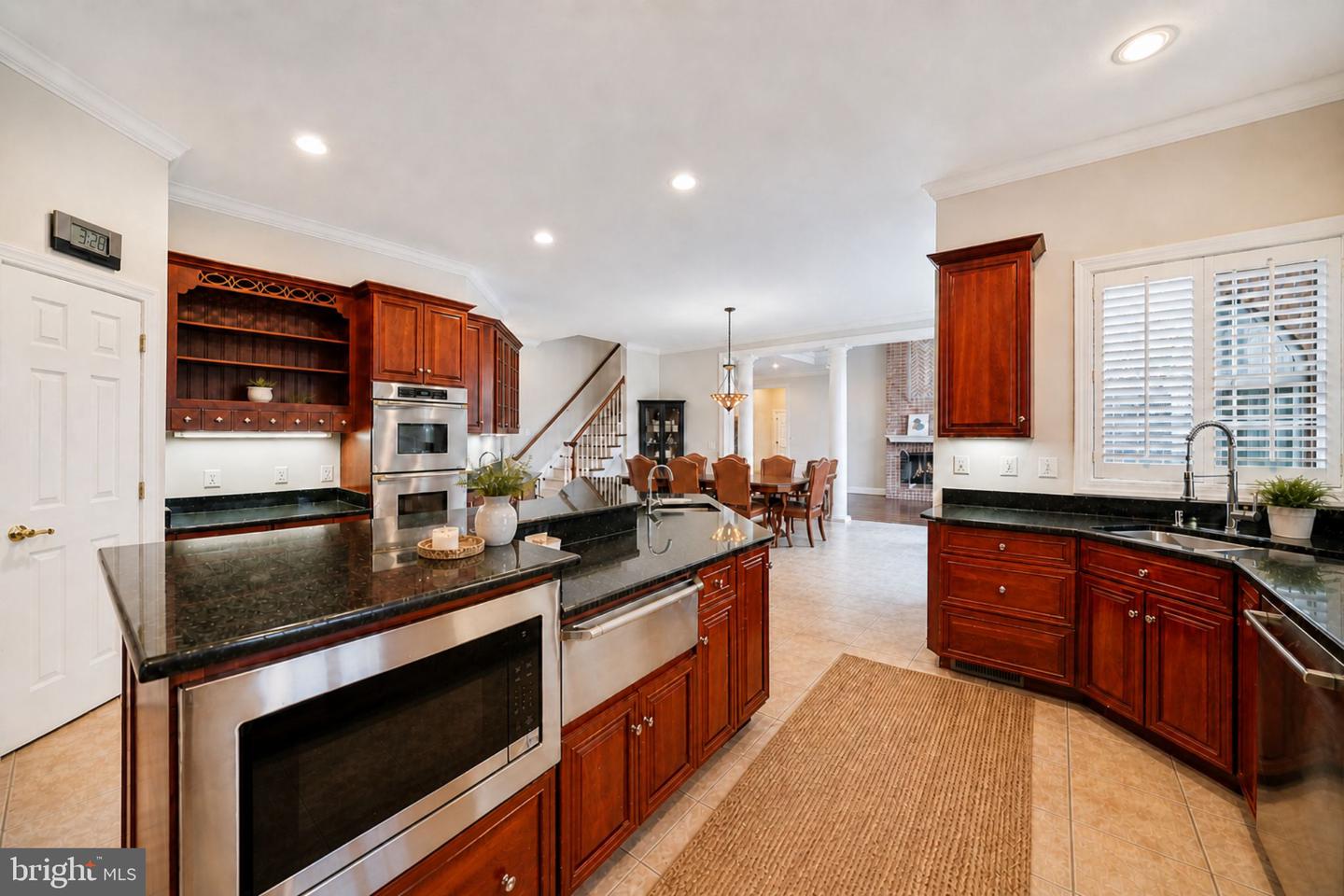 505 Pond View Property Photo 14