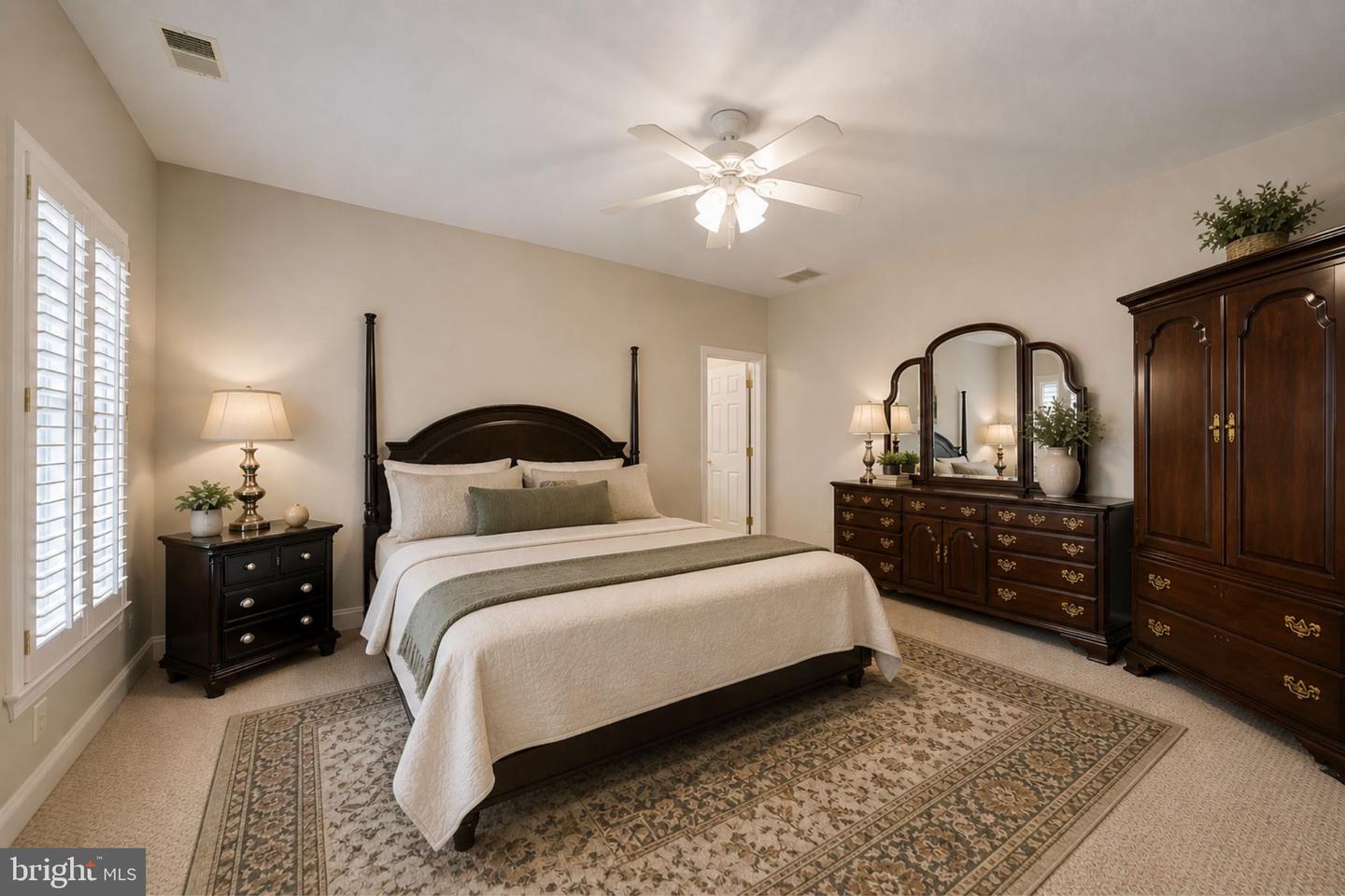 505 Pond View Property Photo 27