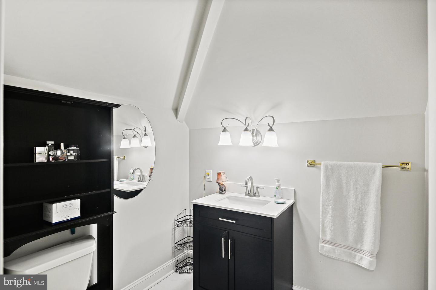 505 Pond View Property Photo 40