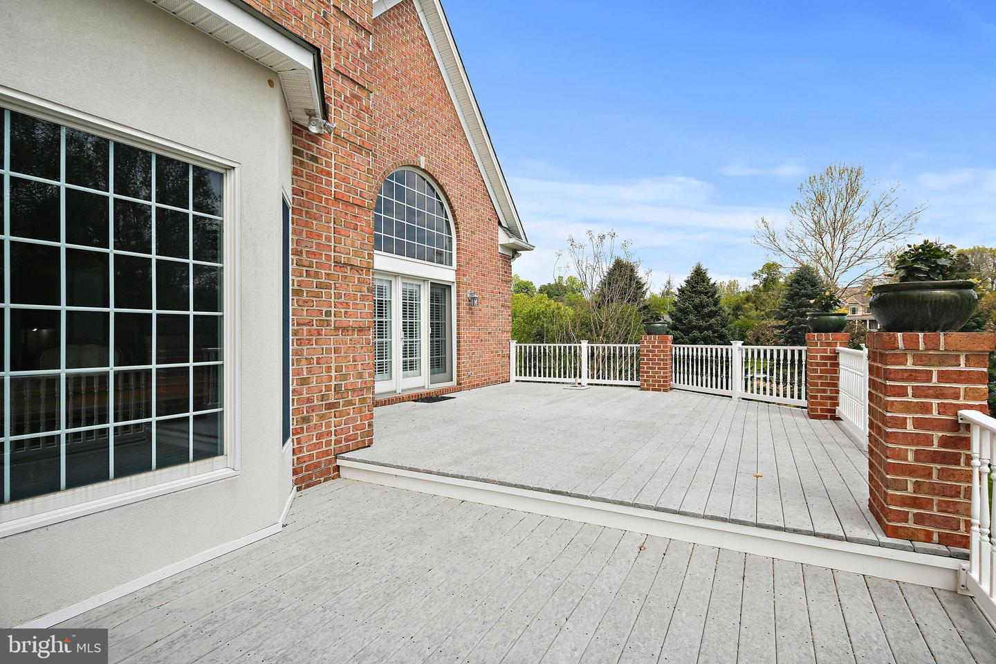 505 Pond View Property Photo 50