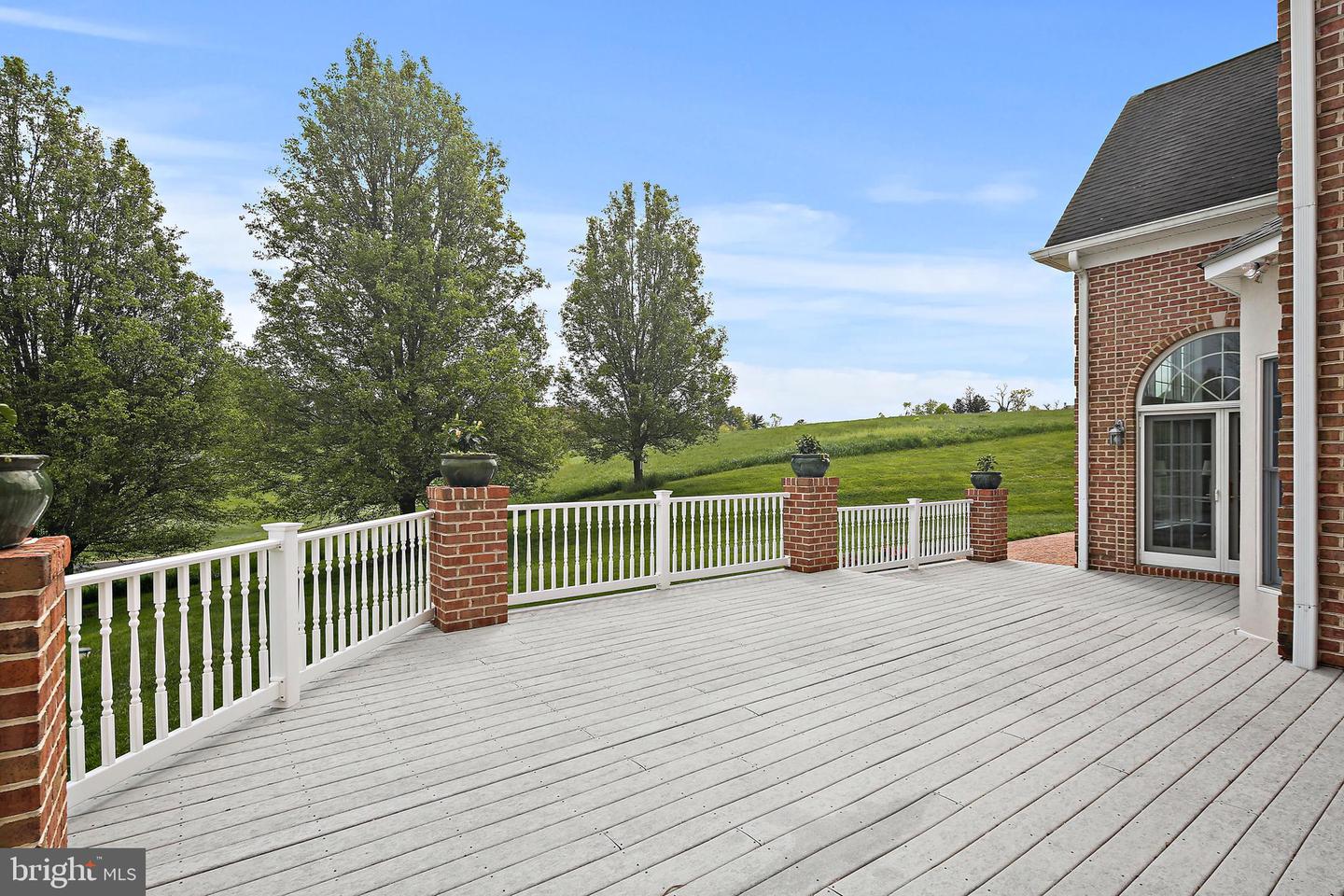 505 Pond View Property Photo 51