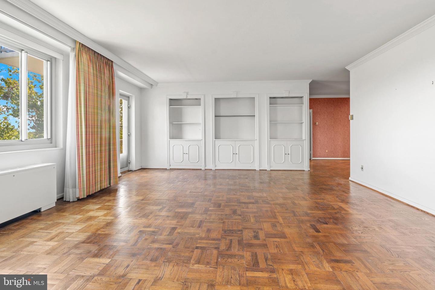 11 Slade Avenue #712 Property Photo 10