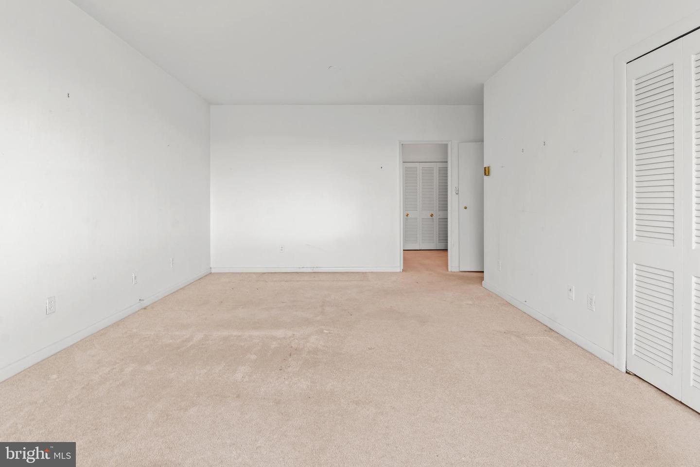 11 Slade Avenue #712 Property Photo 14
