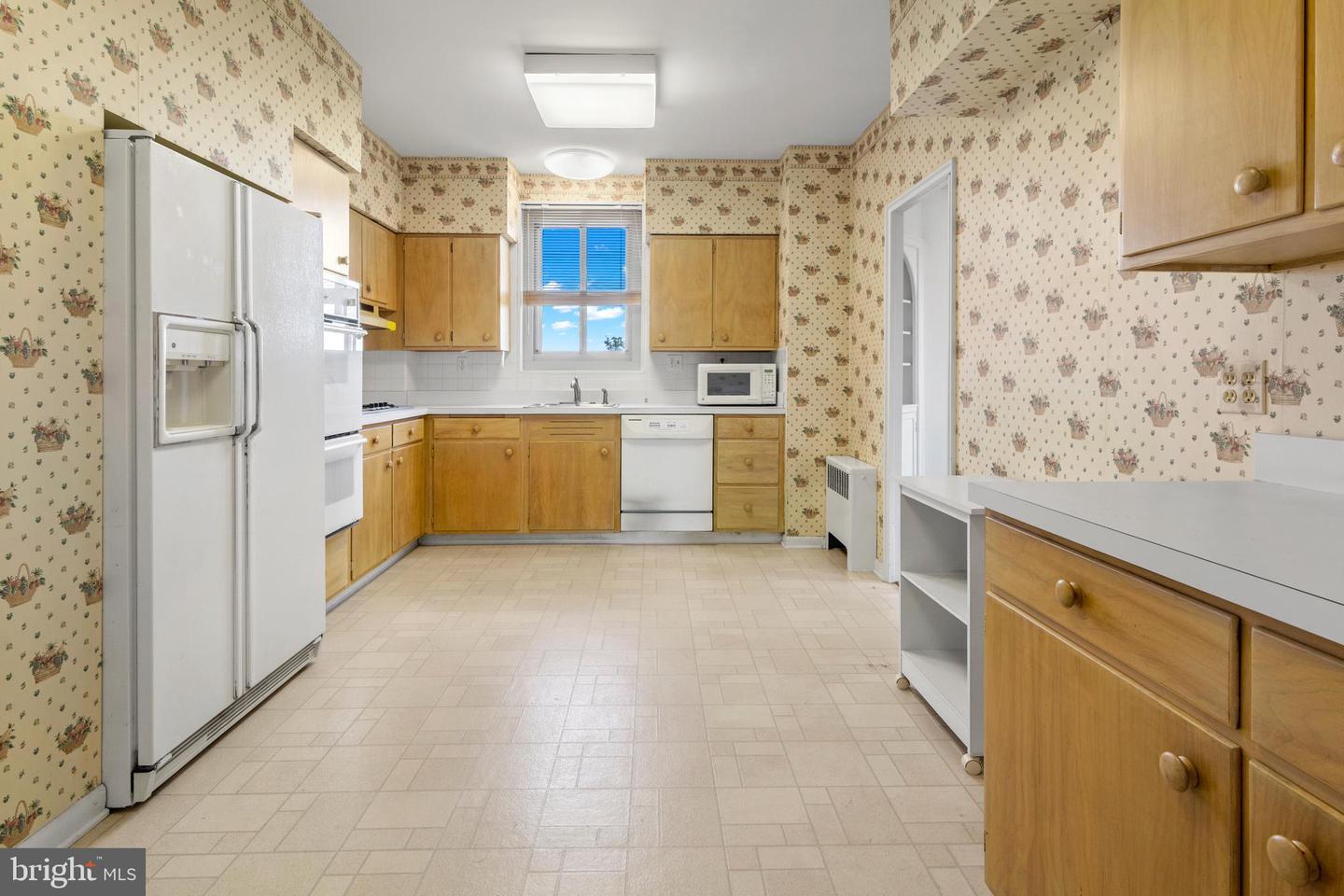 11 Slade Avenue #712 Property Photo 17