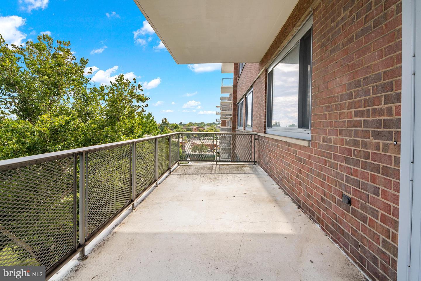 11 Slade Avenue #712 Property Photo 26