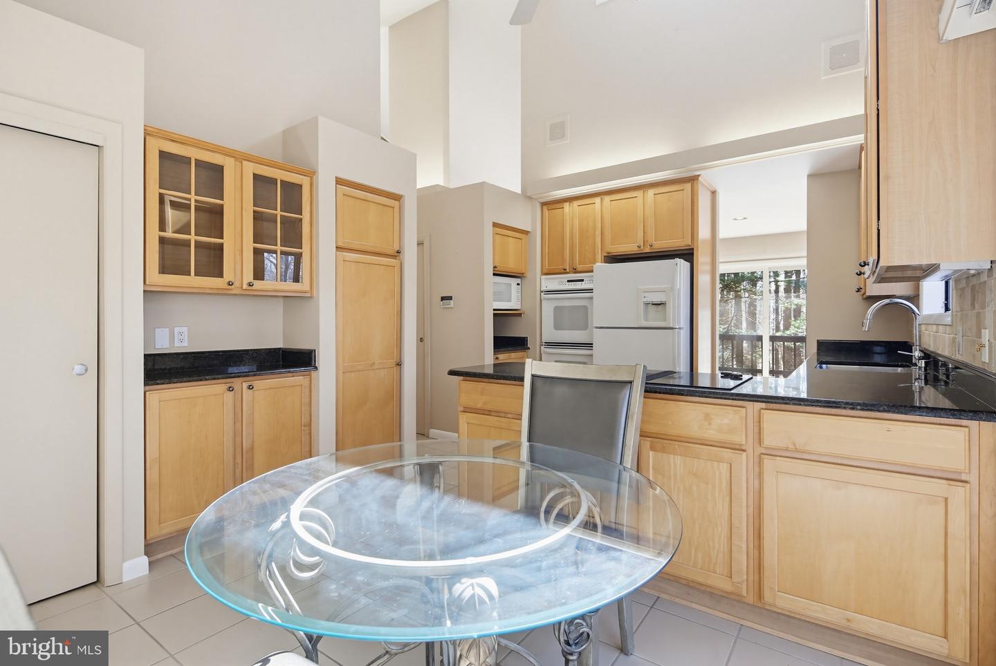4 Chellis Ct Property Photo 8