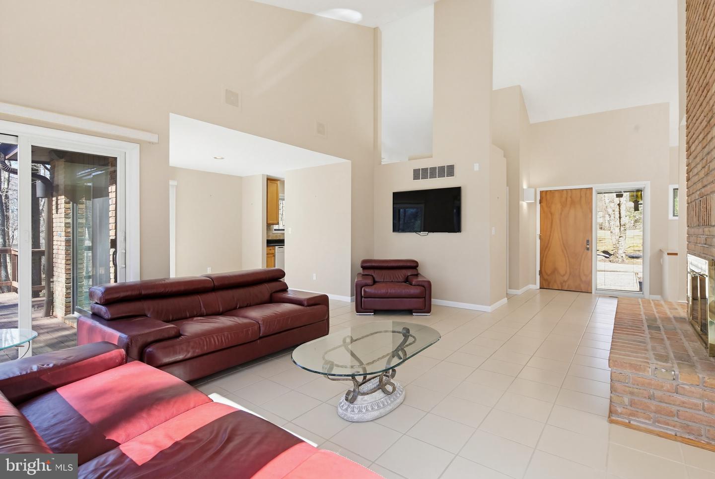 4 Chellis Ct Property Photo 17
