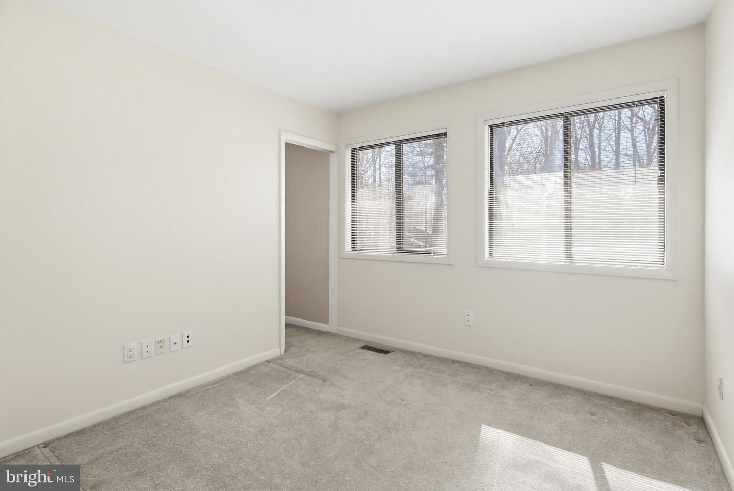 4 Chellis Ct Property Photo 27
