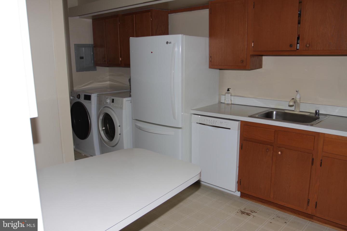 31 Stonehenge Cir Property Photo 10