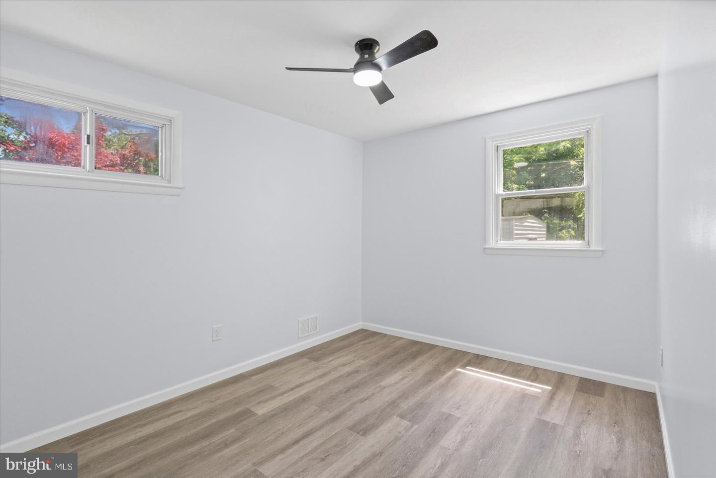 927 Homberg Ave Property Photo 25
