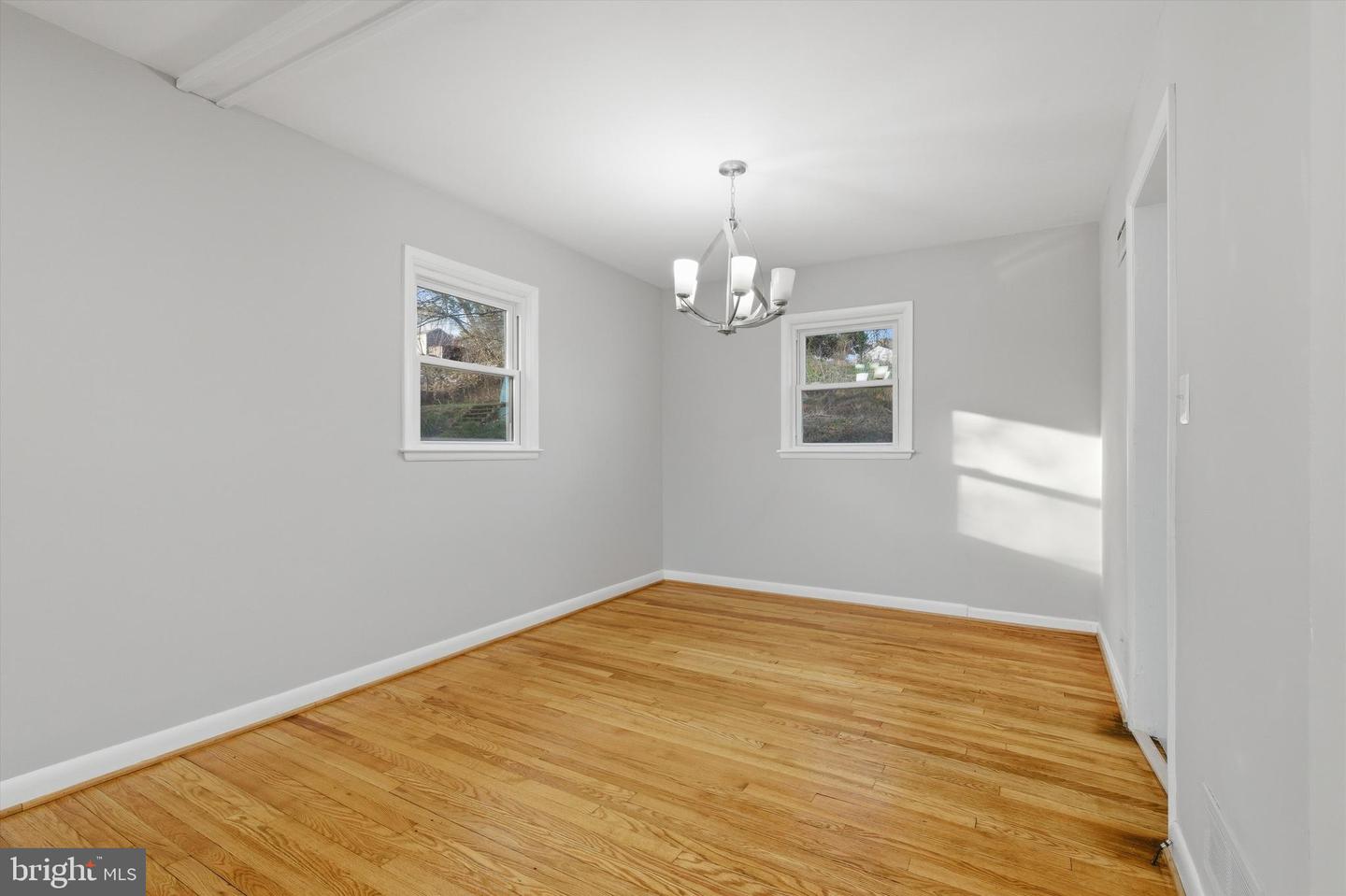 6703 Glenkirk Rd Property Photo 6