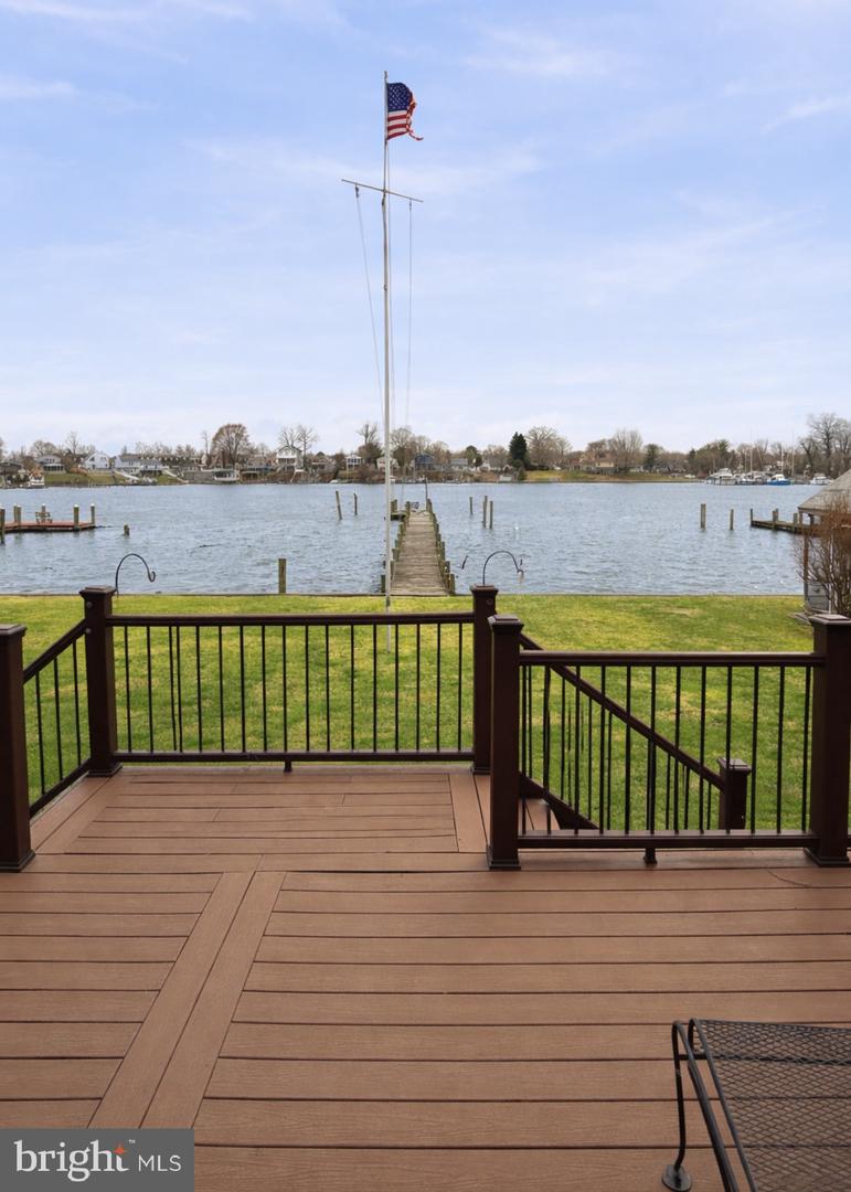 1122 Beech Dr Property Photo 4
