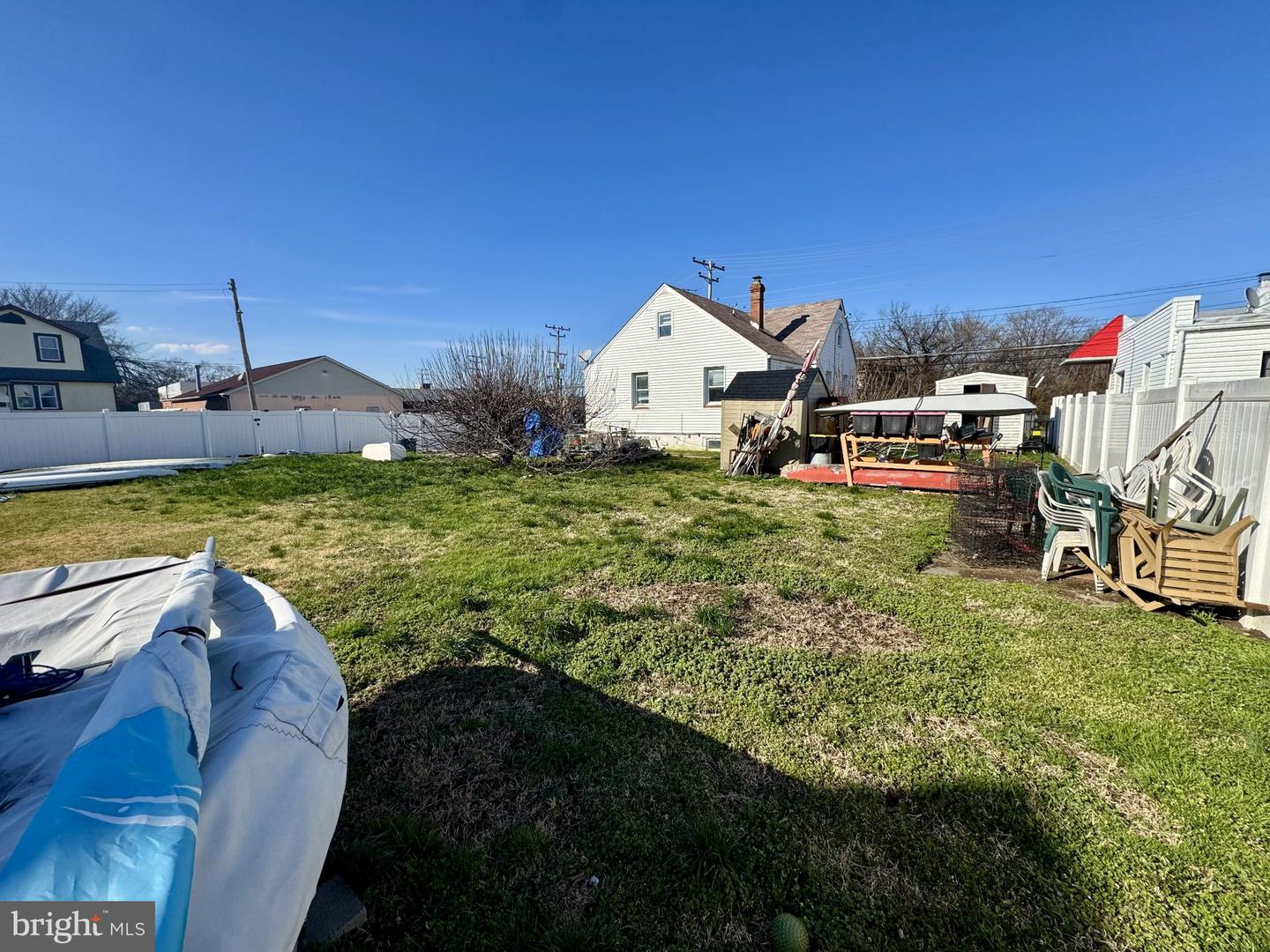 2725 N Point Rd Property Photo 5