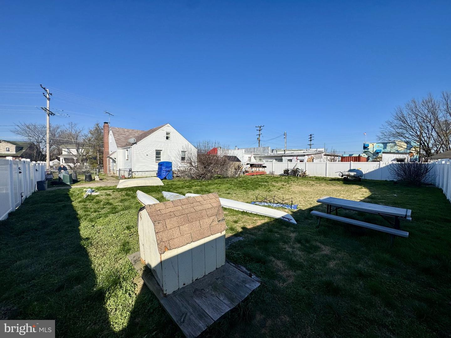 2725 N Point Rd Property Photo 6
