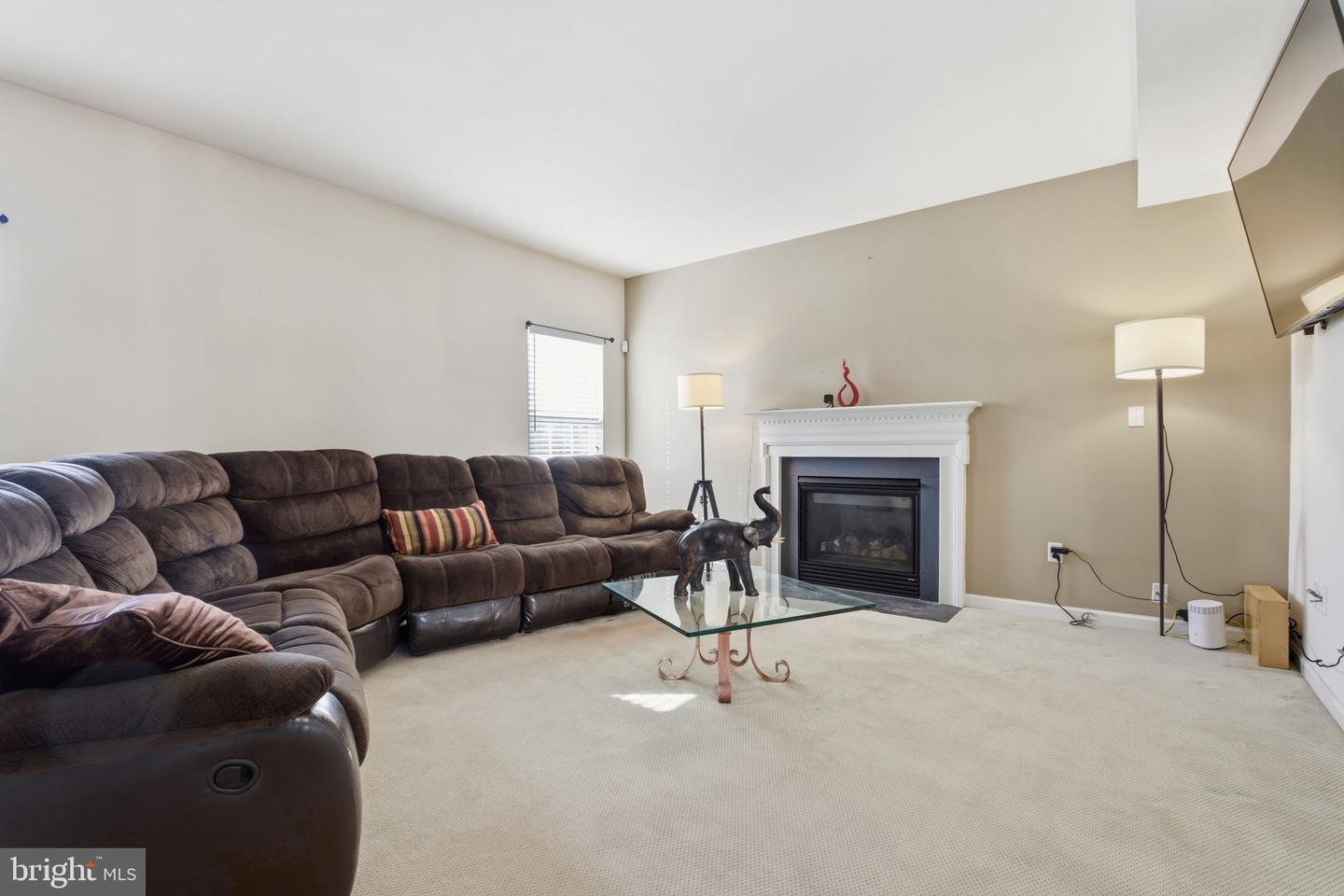 3212 Ridgeway Pl Property Photo 6