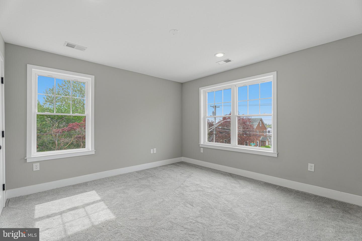 4100 Taylor Ave Property Photo 34