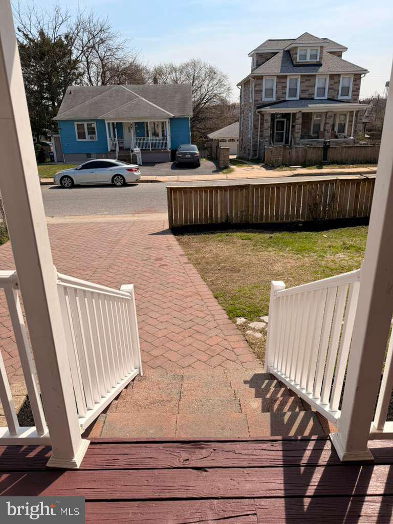 6750 Railway Ave Property Photo 5