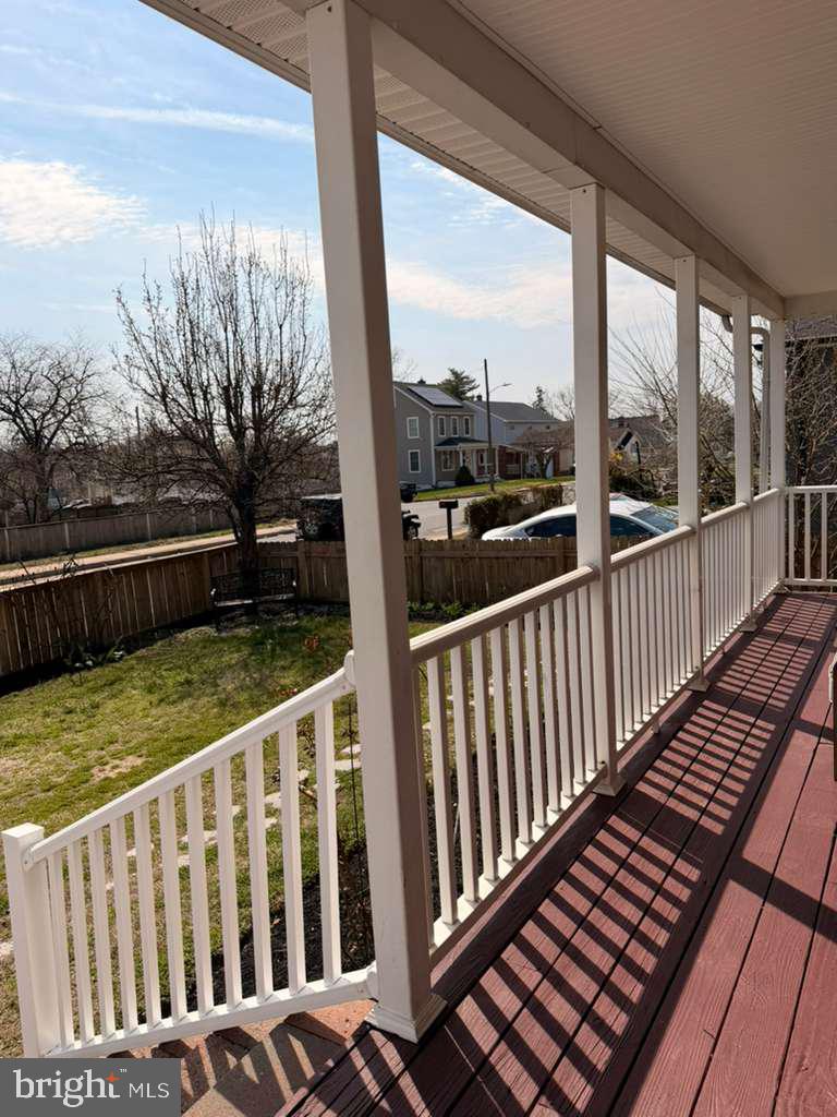 6750 Railway Ave Property Photo 8