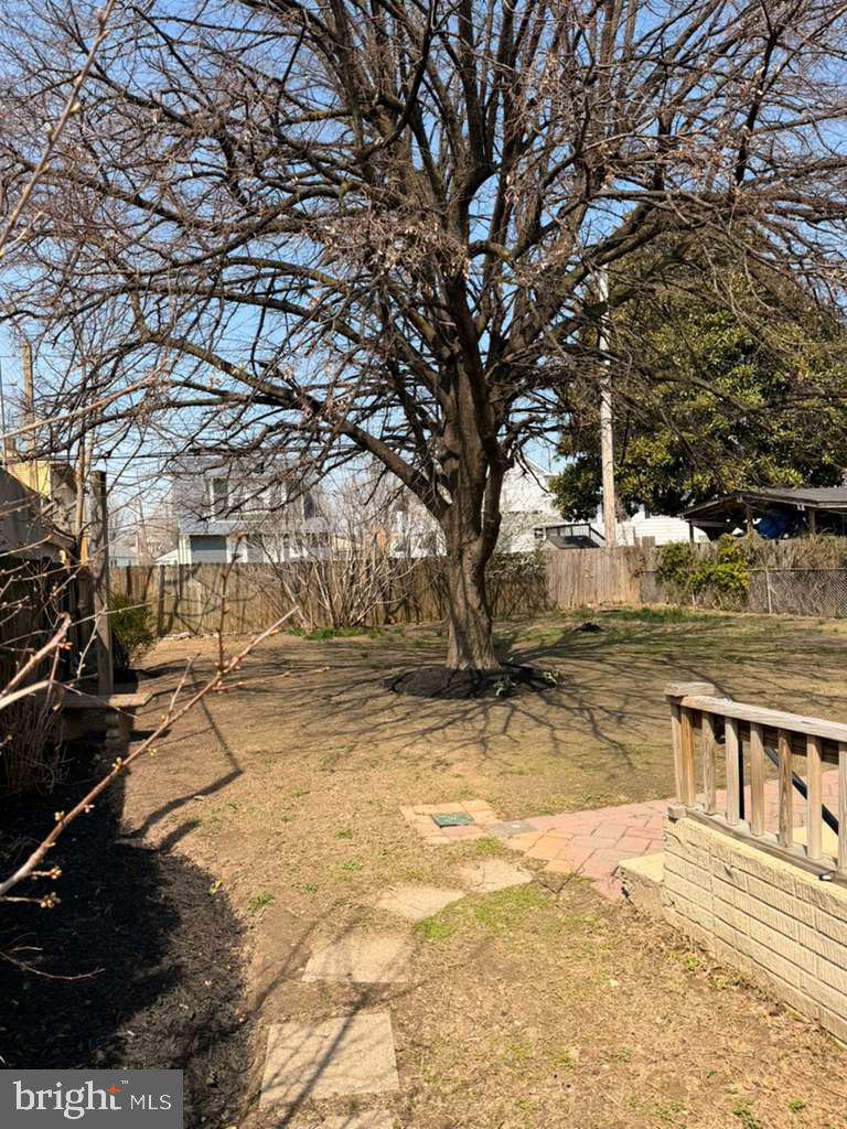 6750 Railway Ave Property Photo 17