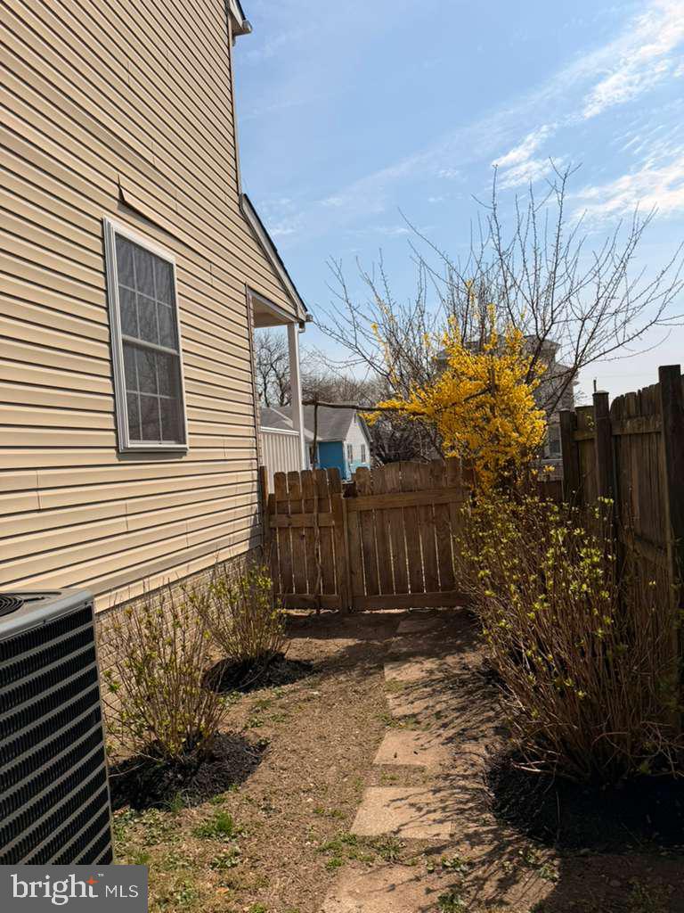 6750 Railway Ave Property Photo 19