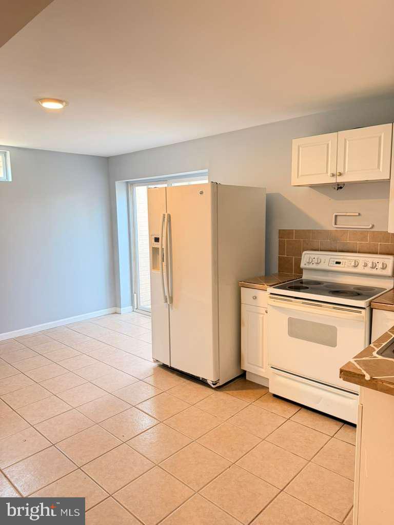 6750 Railway Ave Property Photo 29