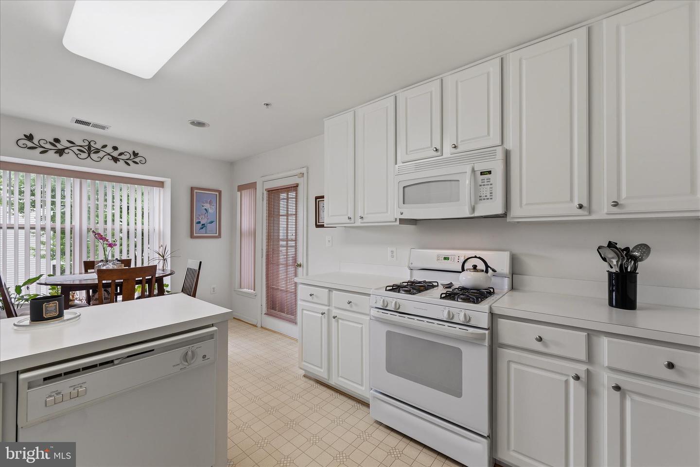 9400 Wordsworth Way #204 Property Photo 19