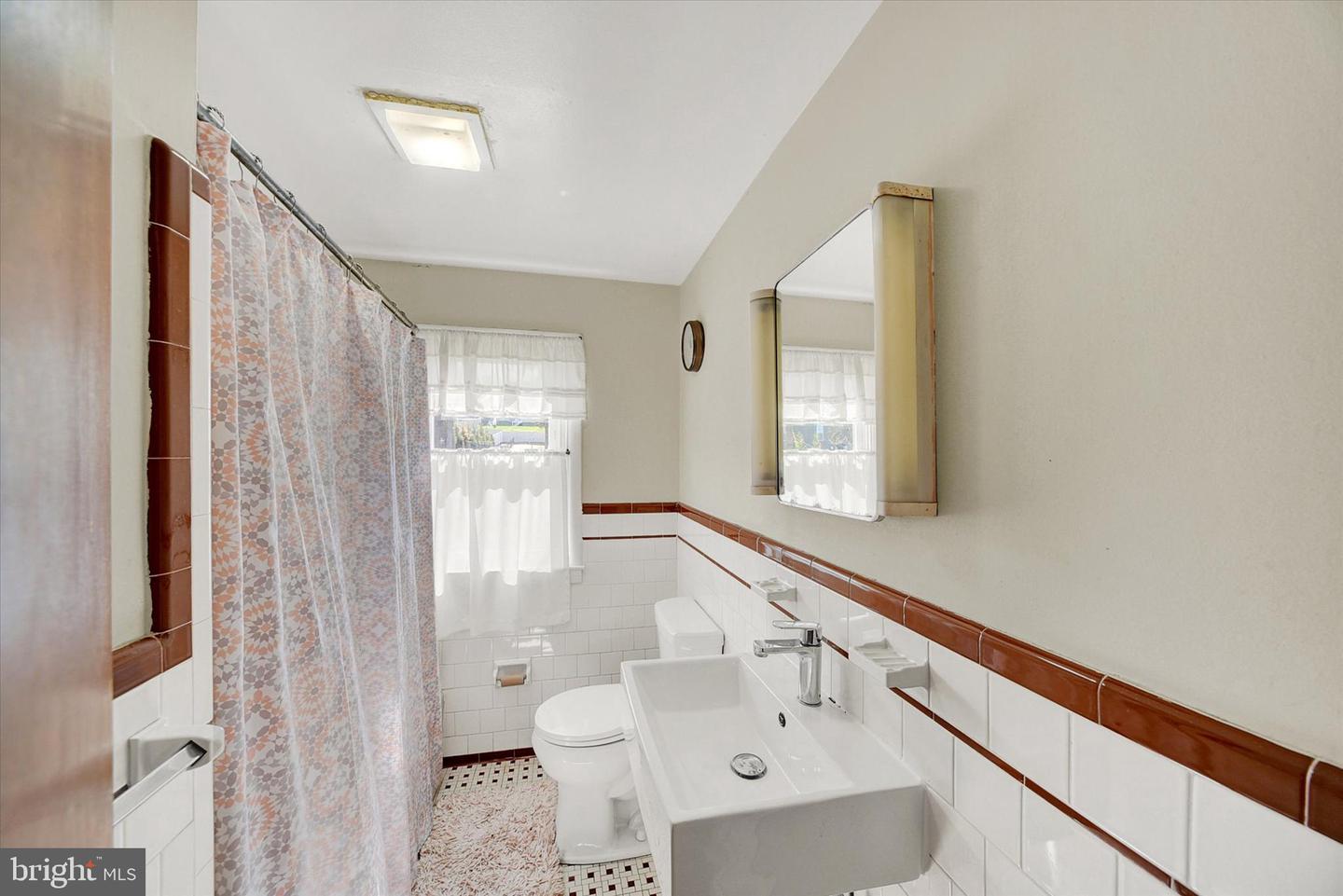 9409 Flagstone Dr Property Photo 15