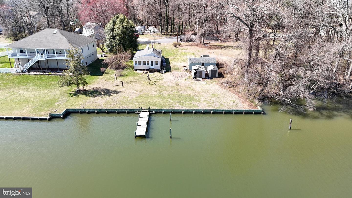 109 Hughes Shore Rd Property Photo 14