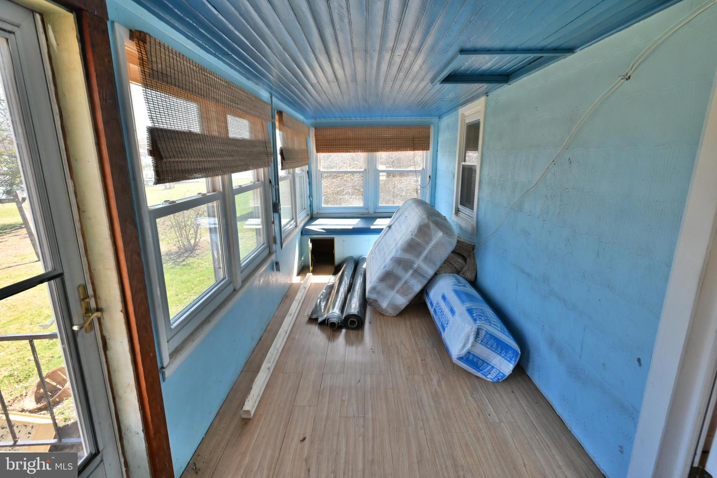 109 Hughes Shore Rd Property Photo 26