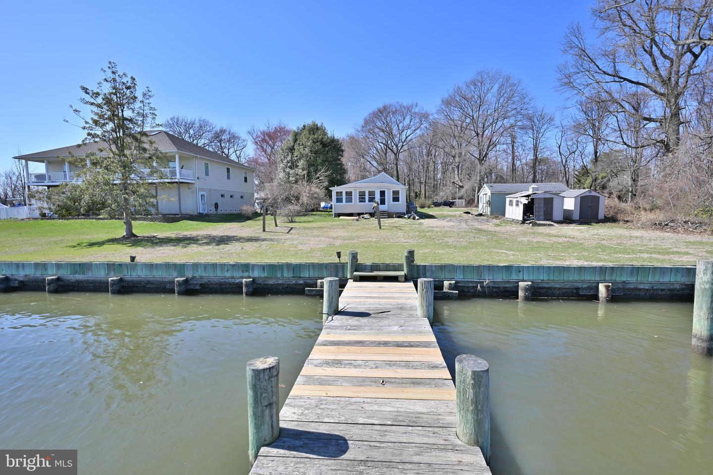 109 Hughes Shore Rd Property Photo 31