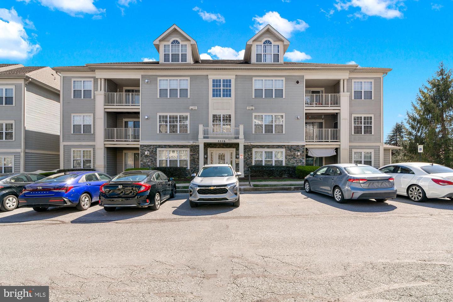 8809 STONE RIDGE CIR #201