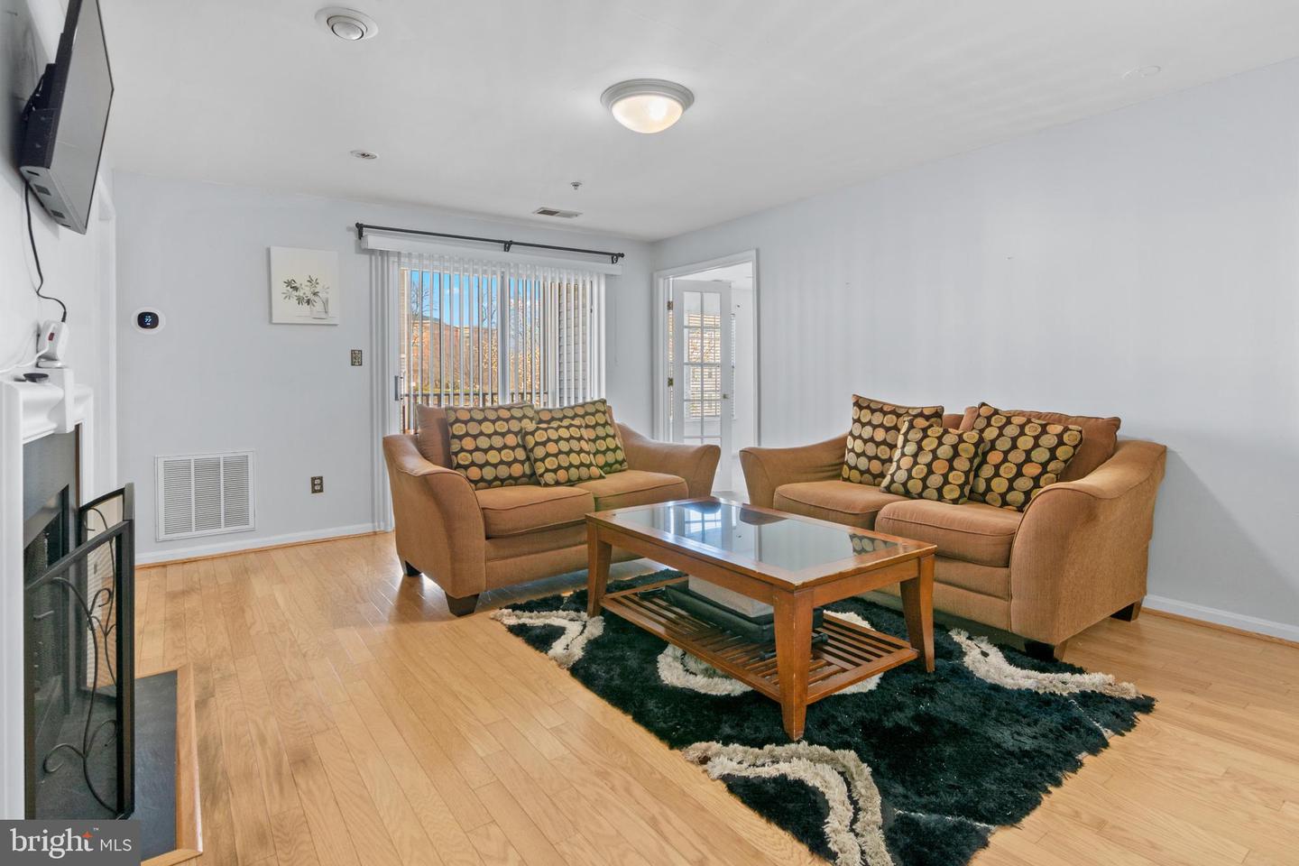 8809 Stone Ridge Cir #201 Property Photo 7