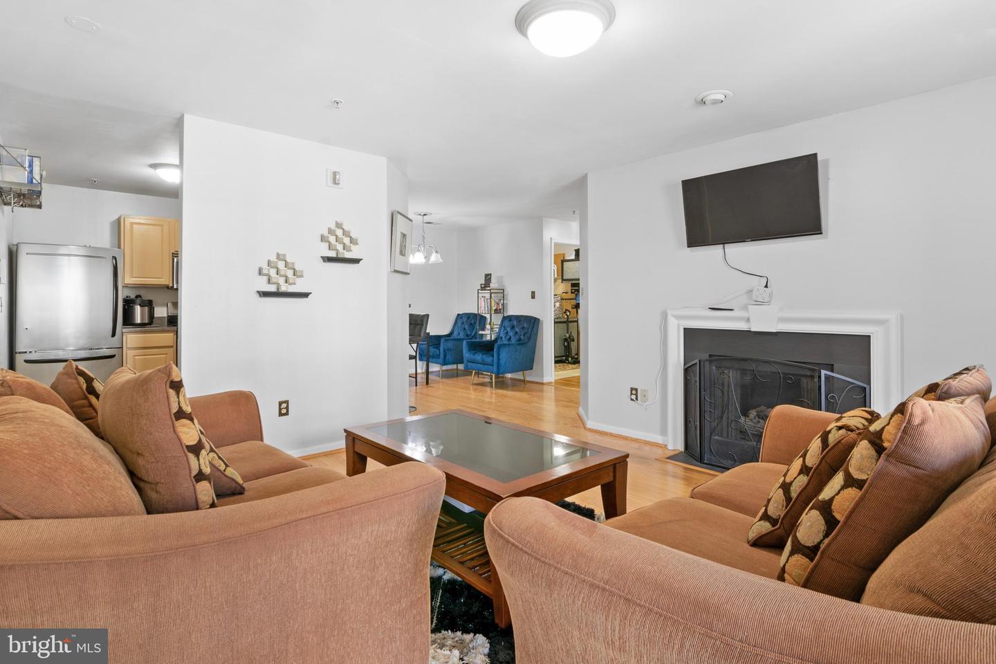 8809 Stone Ridge Cir #201 Property Photo 9