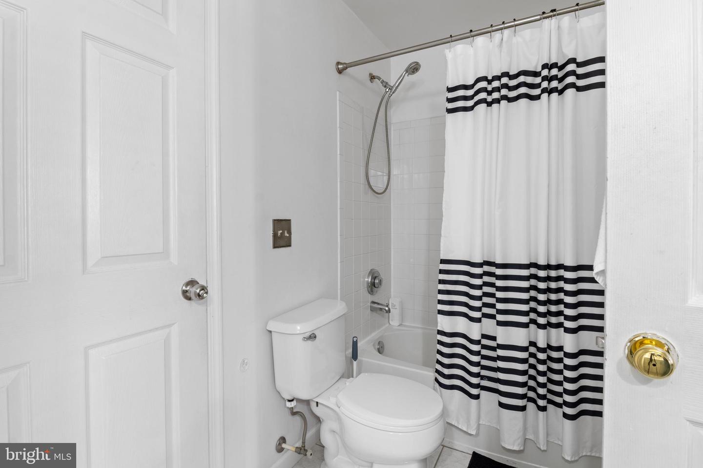 8809 Stone Ridge Cir #201 Property Photo 15