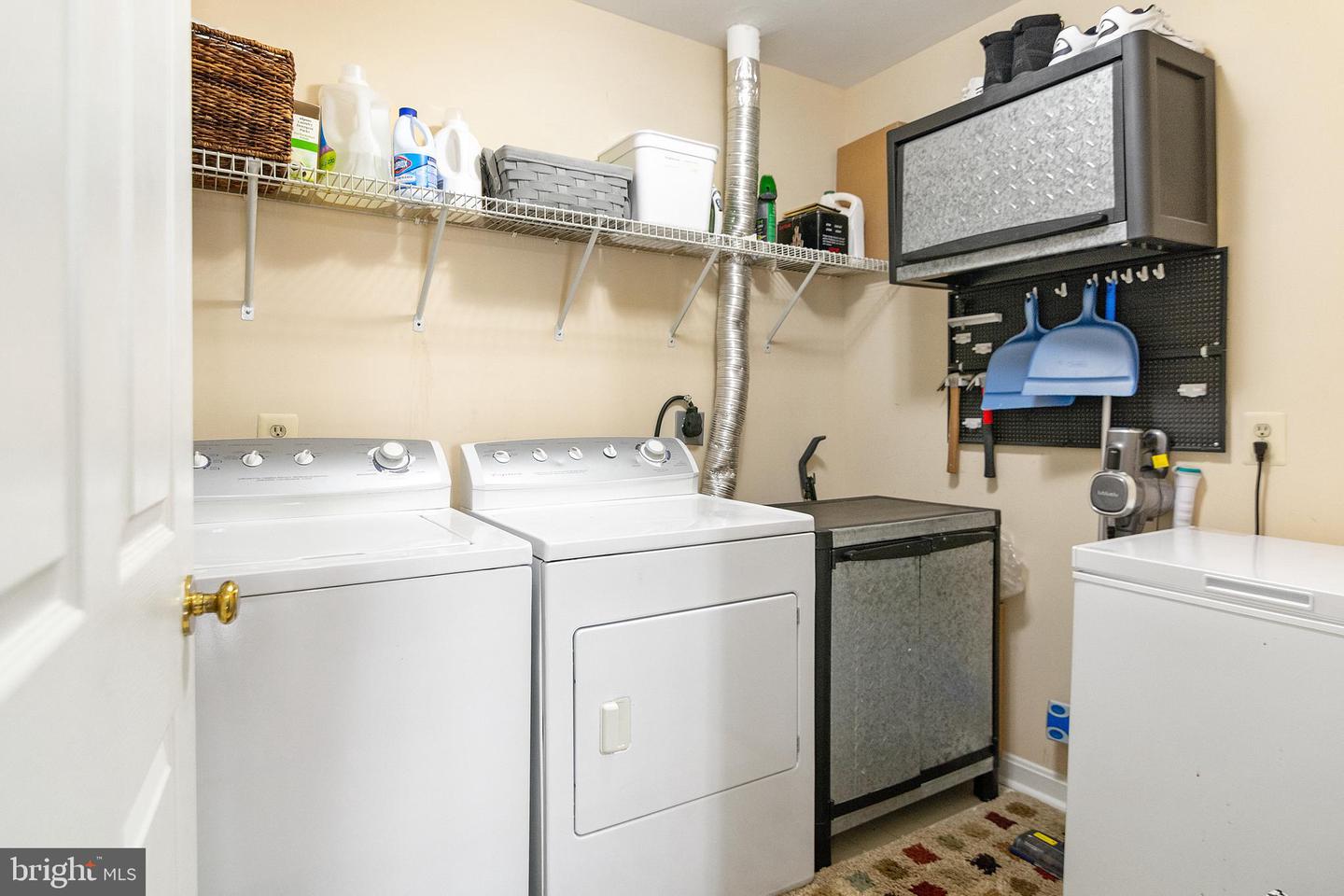 8809 Stone Ridge Cir #201 Property Photo 23