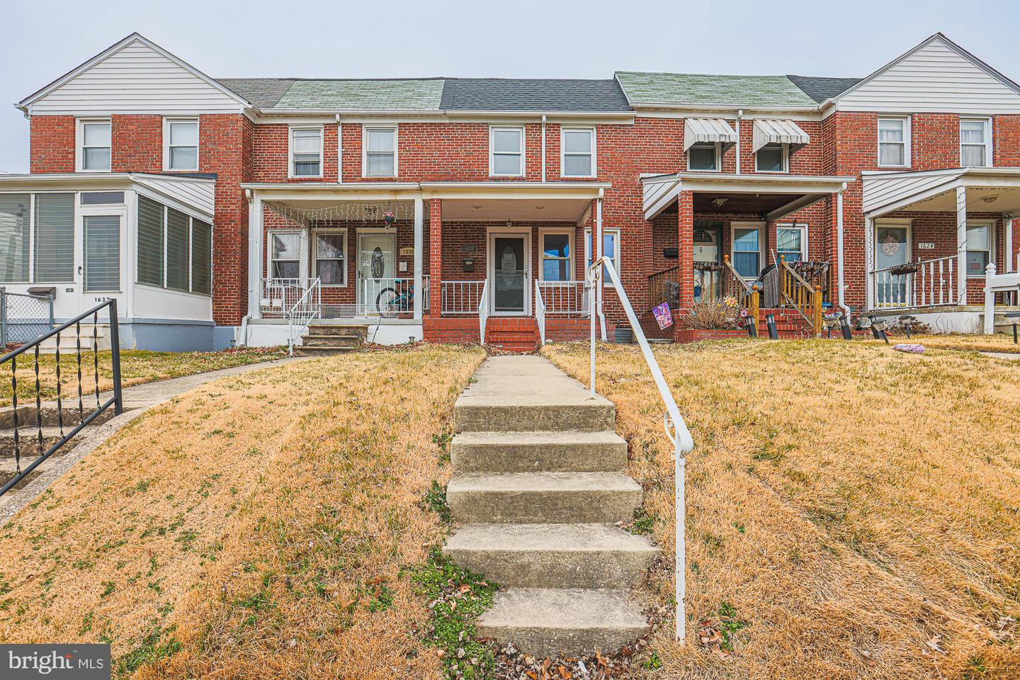 1628 SEARLES RD Property Photo 1