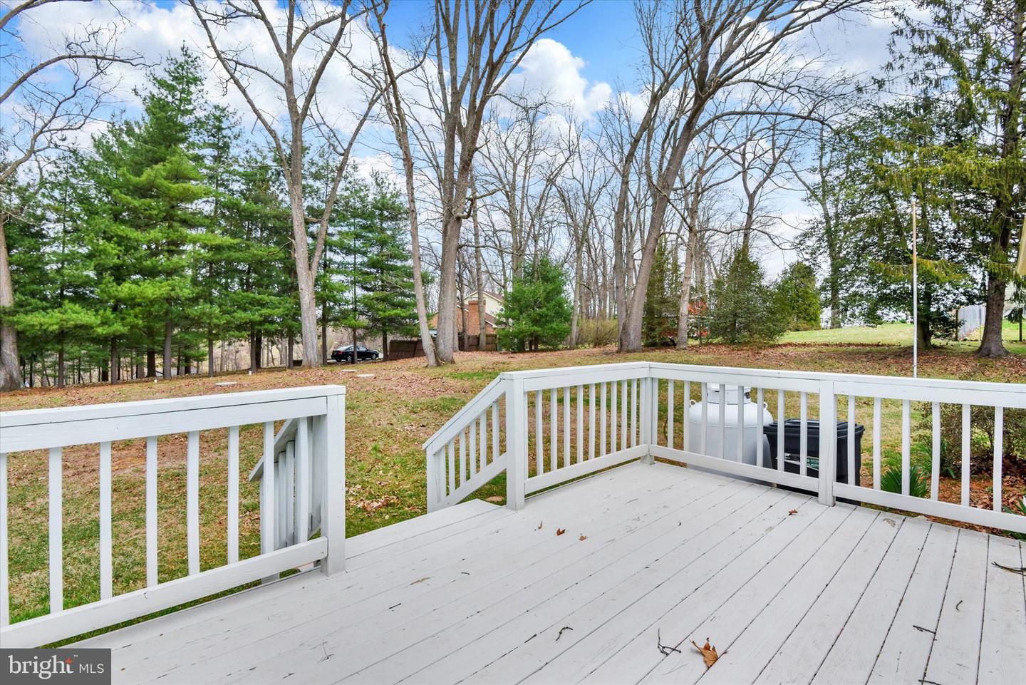 19638 Graystone Rd Property Photo 3