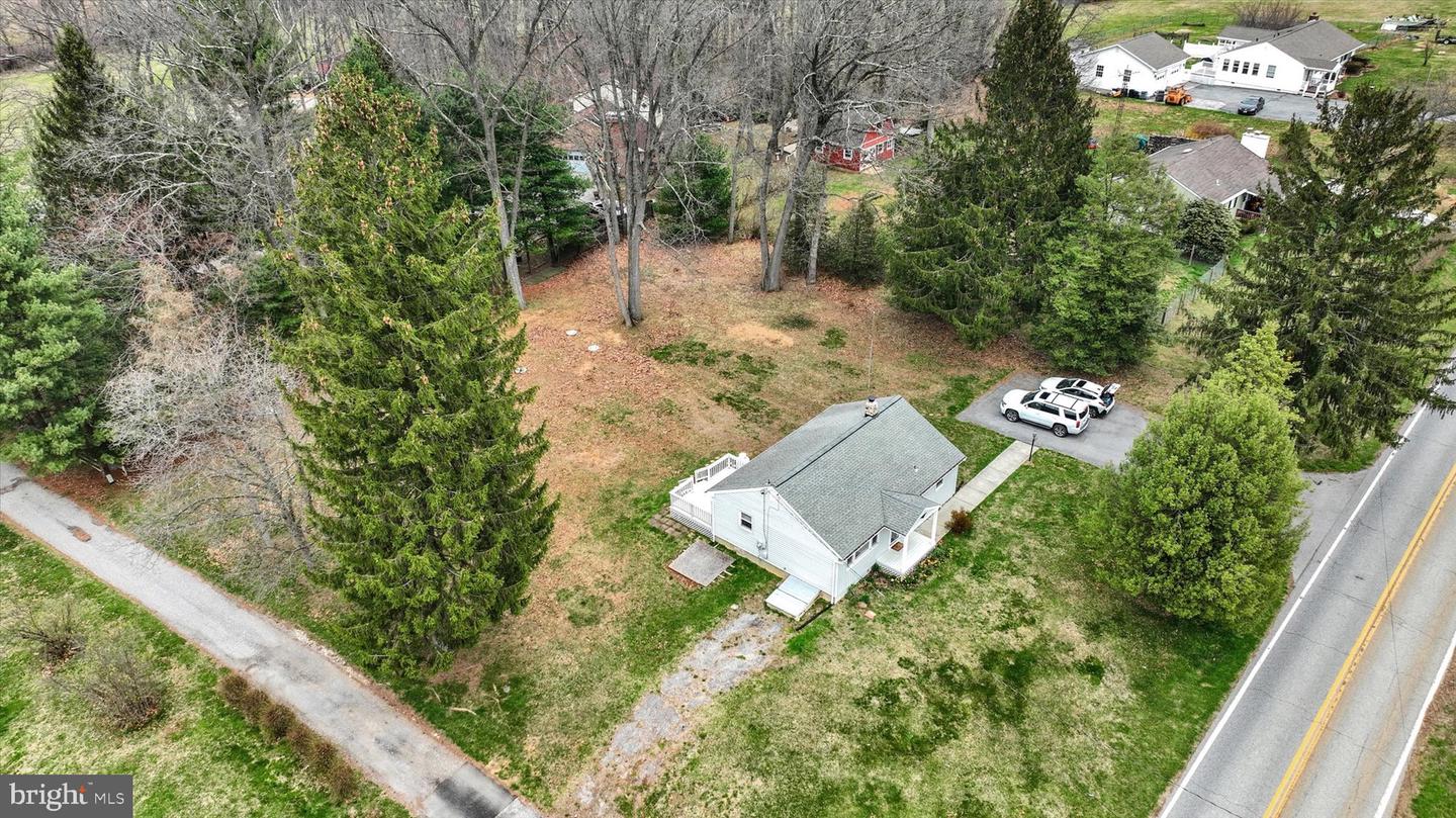 19638 Graystone Rd Property Photo 8