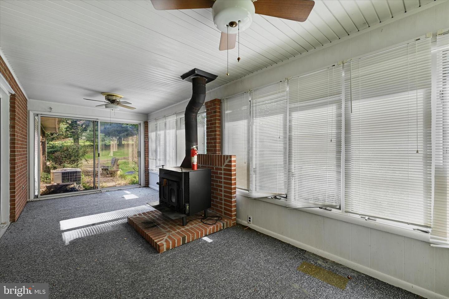 4302 Manorwood Dr Property Photo 12