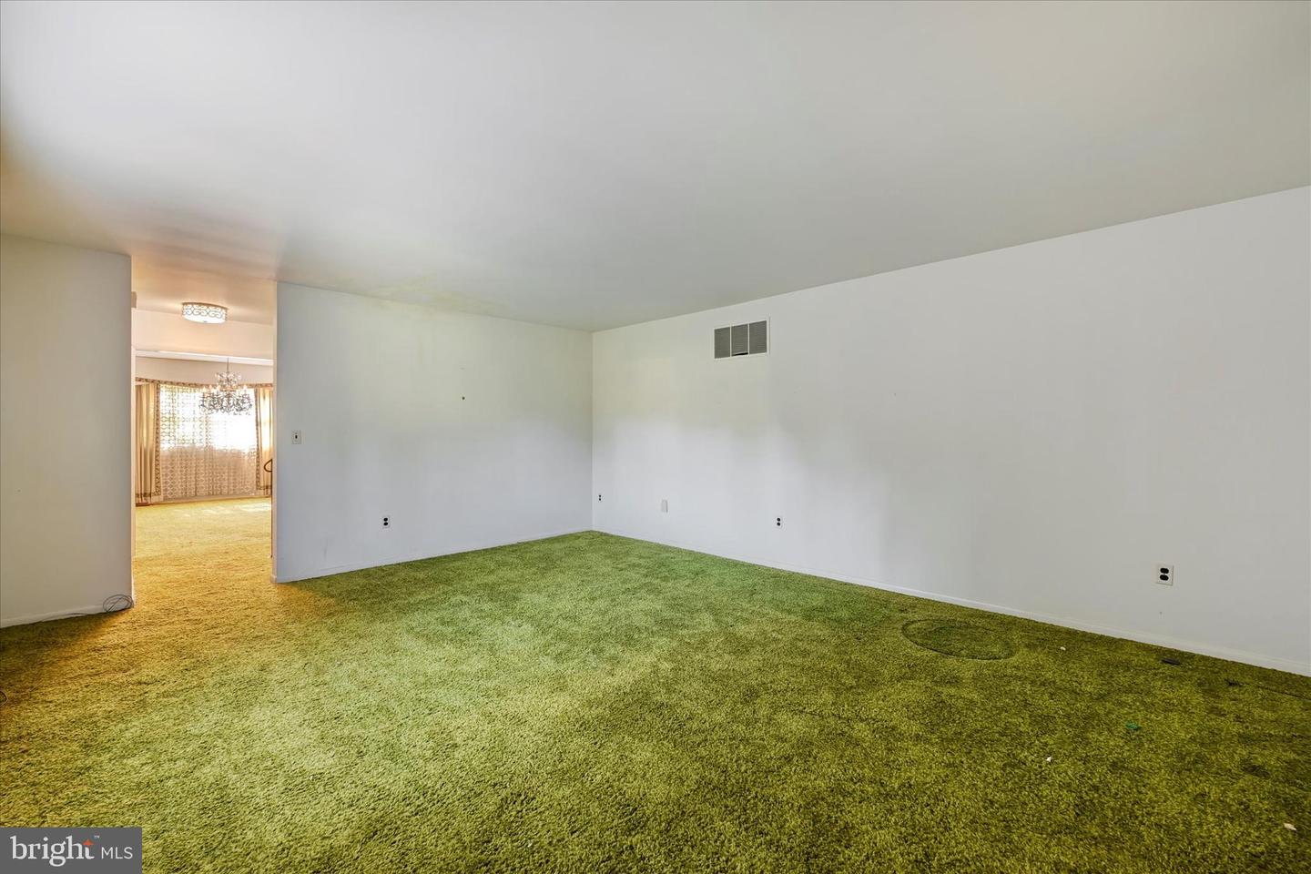 4302 Manorwood Dr Property Photo 15