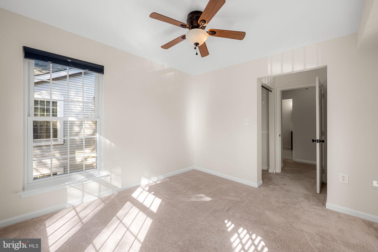 4402 Silverbrook Ln #d302 Property Photo 16