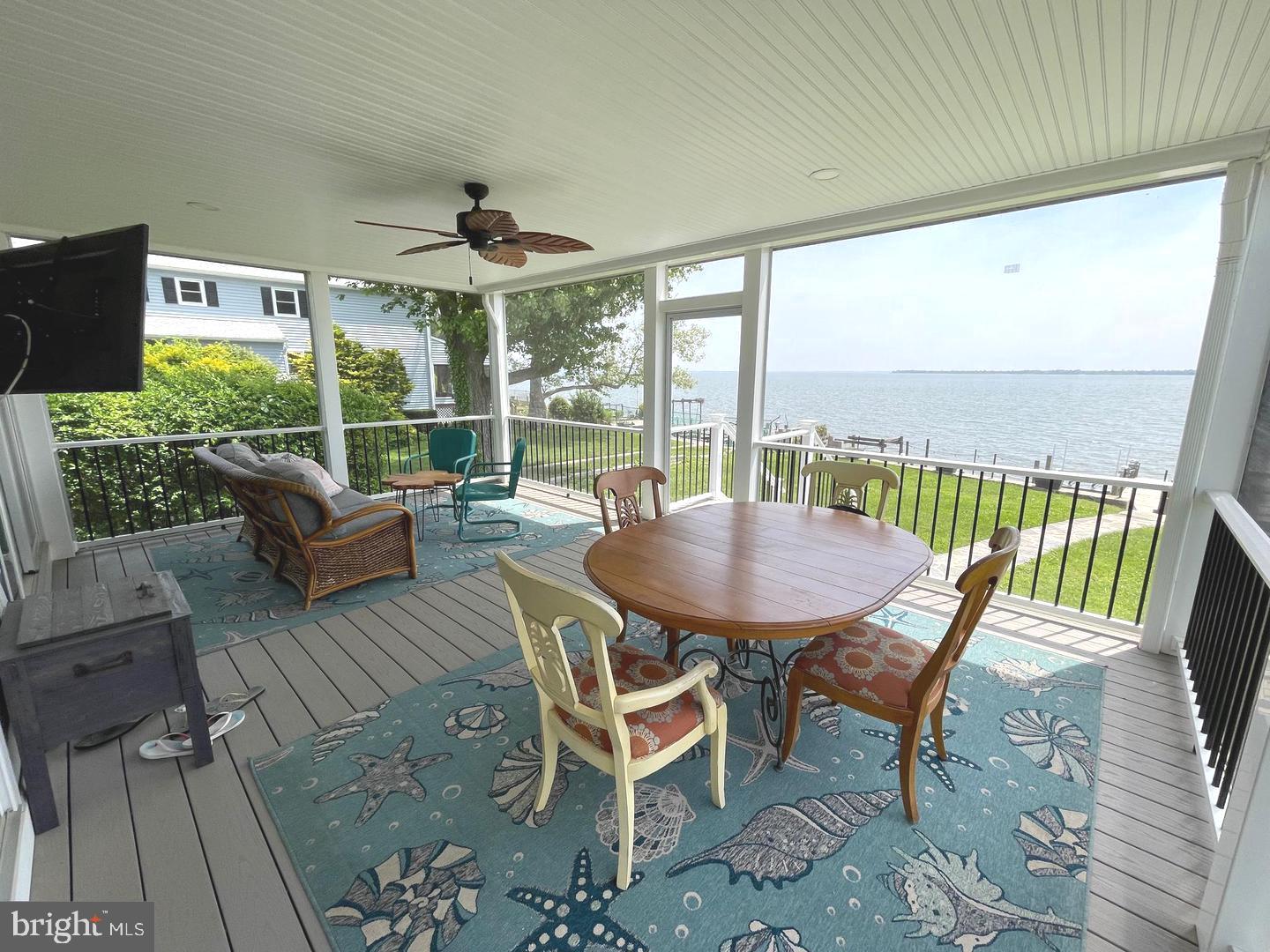 2513 Barrison Point Rd Property Photo 20