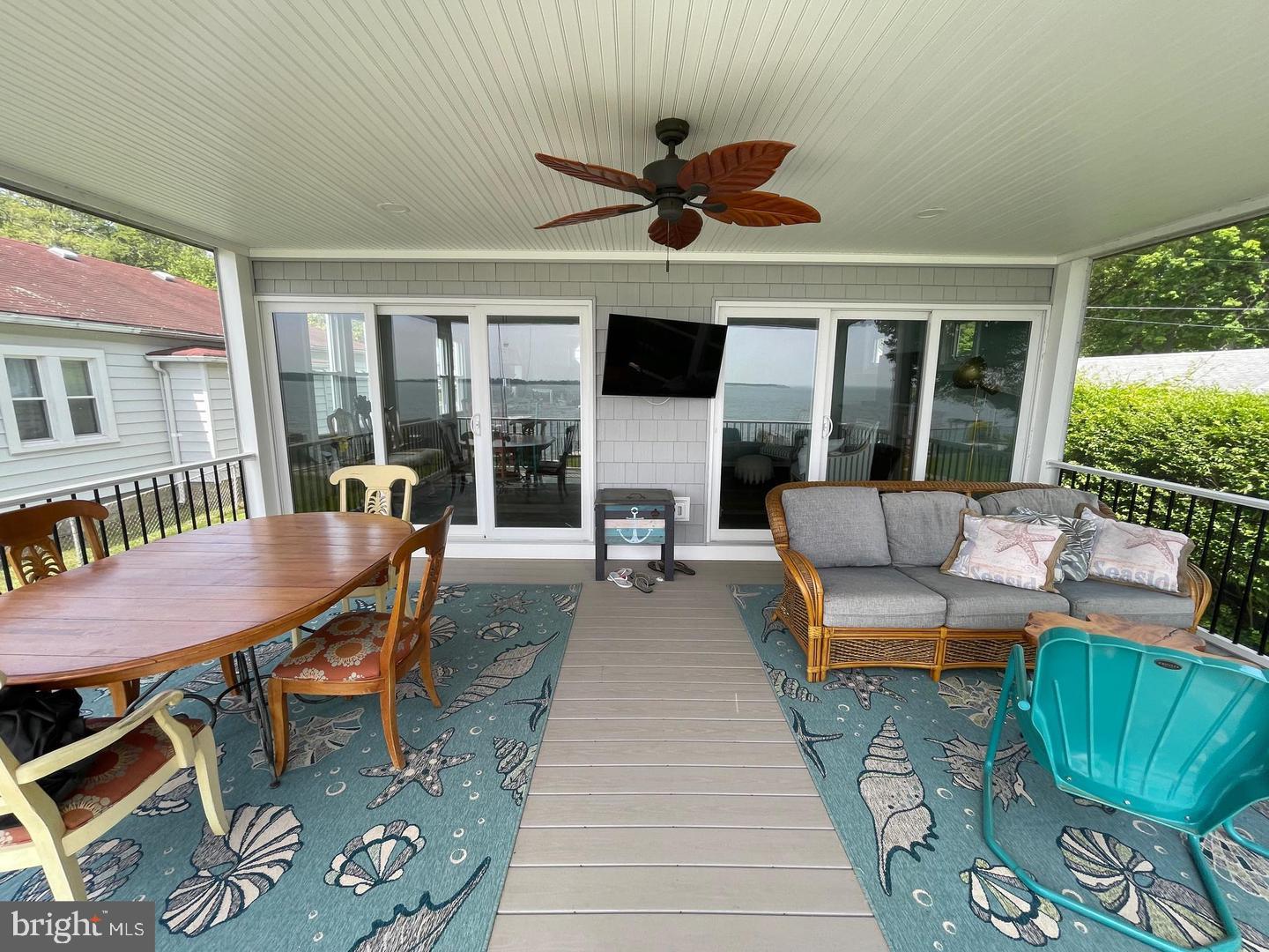 2513 Barrison Point Rd Property Photo 28