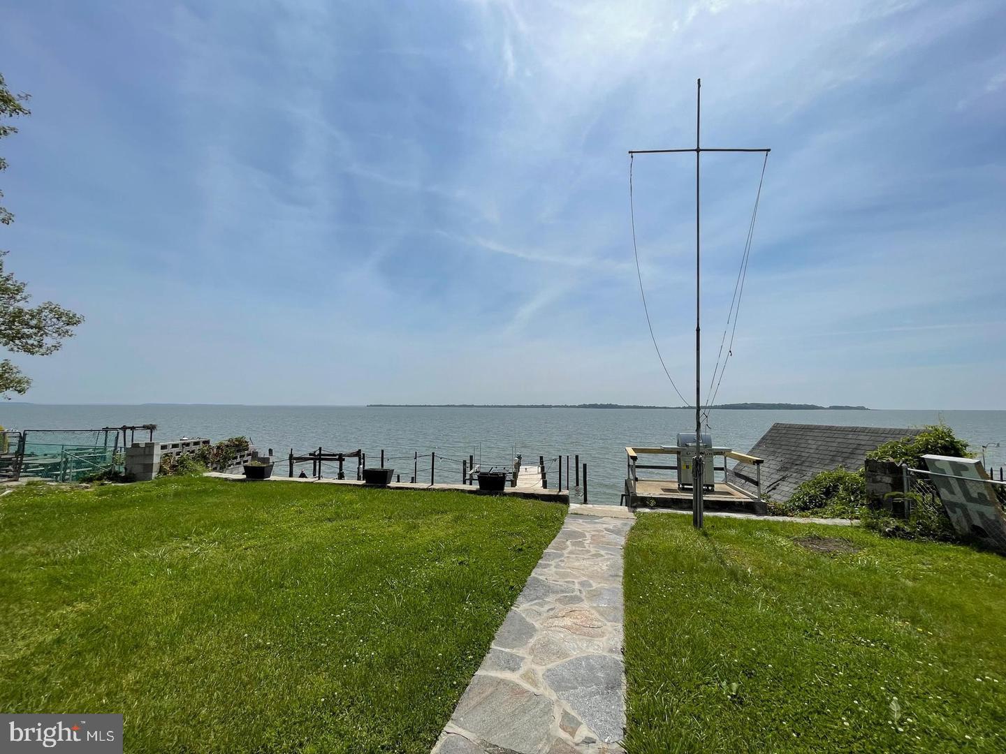 2513 Barrison Point Rd Property Photo 36