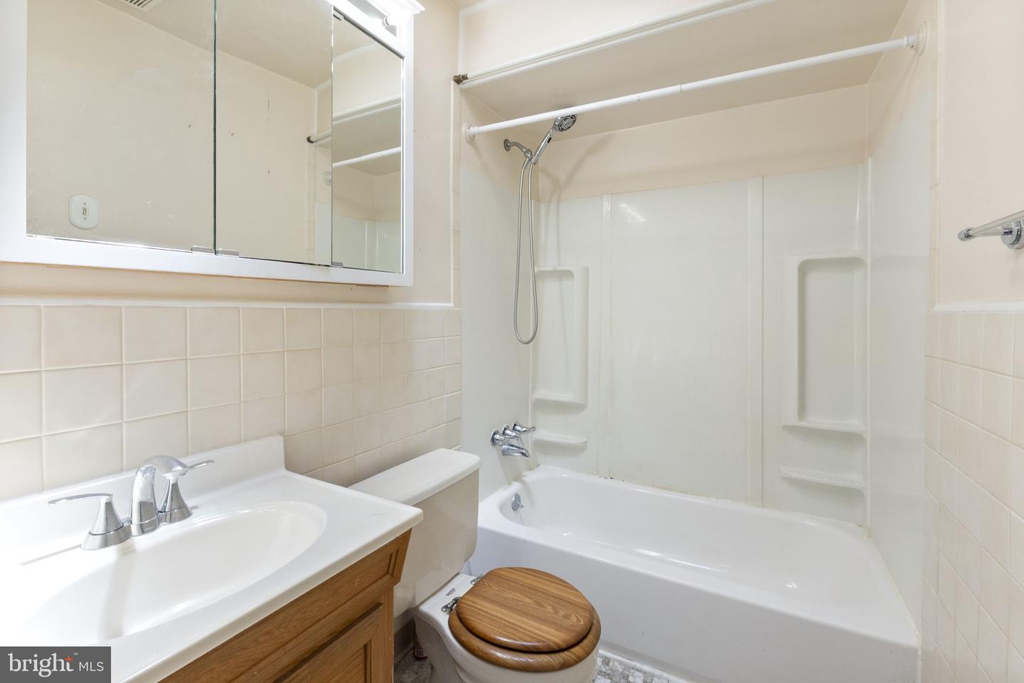 7548 Westfield Rd Property Photo 13