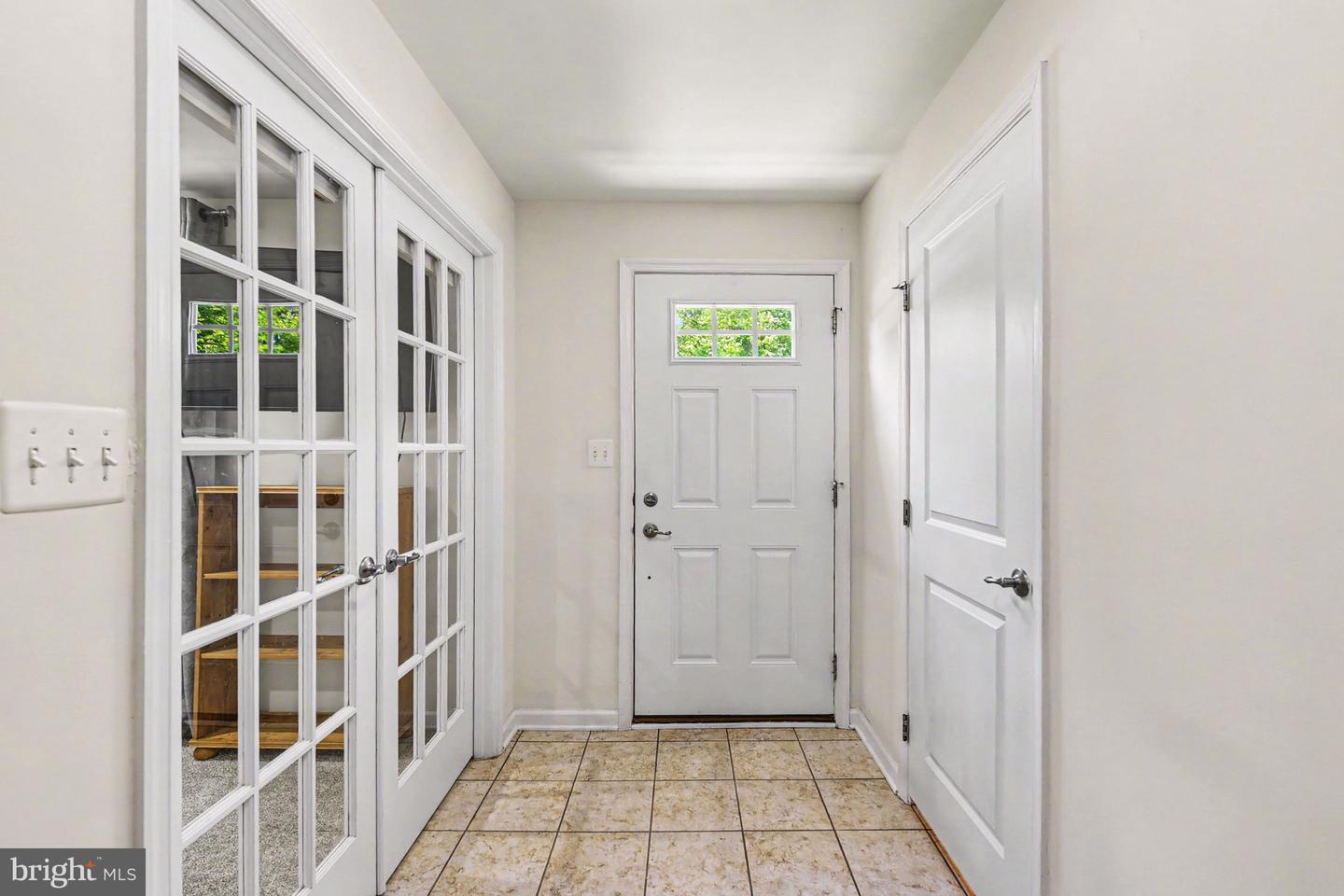 10419 Campbell Blvd Property Photo 10